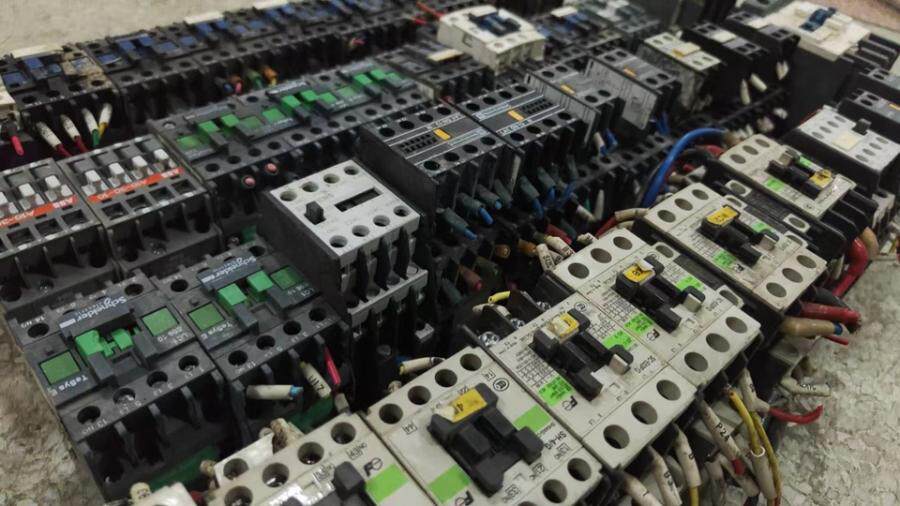 3月28日北京【京械3785】单位淘汰报废处置接触器一批共42个（具体以实物为准，非专业人士谨慎竞拍）网络拍卖公告