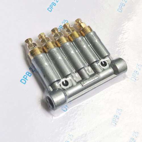 DPB-23 DPB-15 DPB-25 DPB-26 DPB-210 加压式定量注油器 PK8