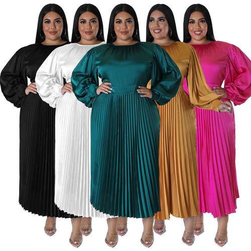 Oversized women's autumn pleated long dress with long