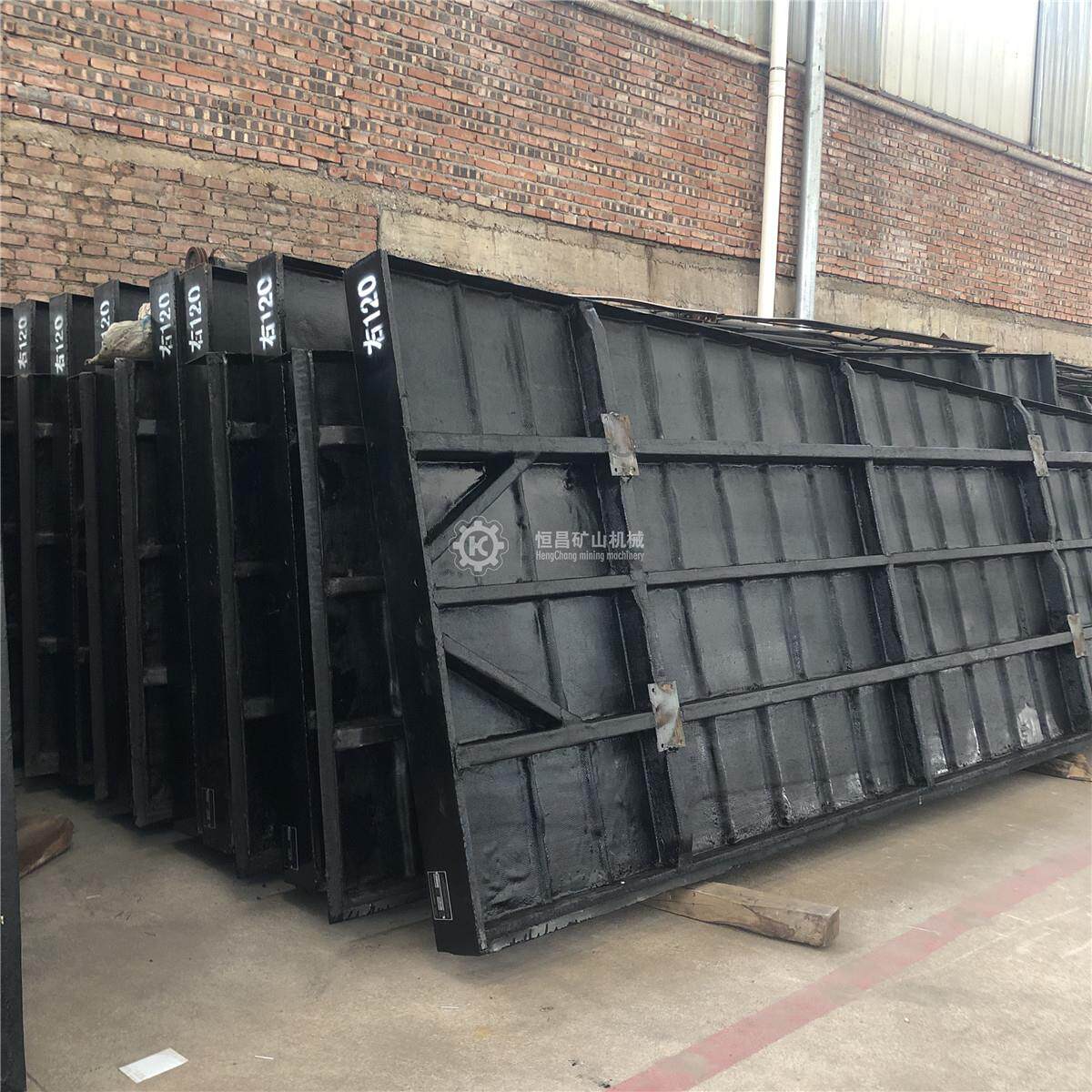 江西‌恒昌厂家生产高回收率4.5米选矿摇床 铜米矿分选淘金工具
