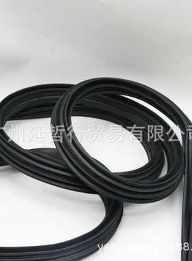 适用03-09款普拉多尾门密封胶条尾门胶条后备箱密封条67881-60131