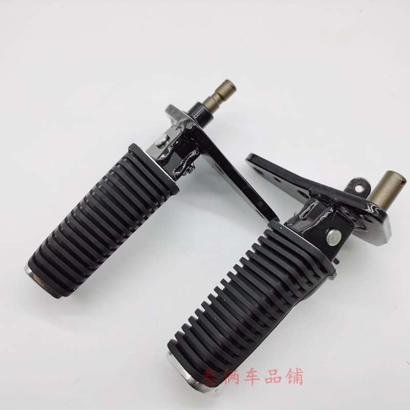 适用铃木摩托车配件悦酷GZ150-A前左右搁脚 脚踏板 脚蹬胶前脚踏