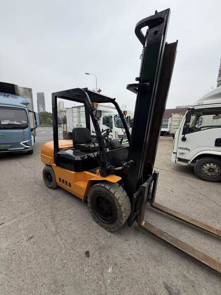 4月2日南昌委托资产处置杭州叉车一台3.5吨起升4米国三叉货齐全网络拍卖公告