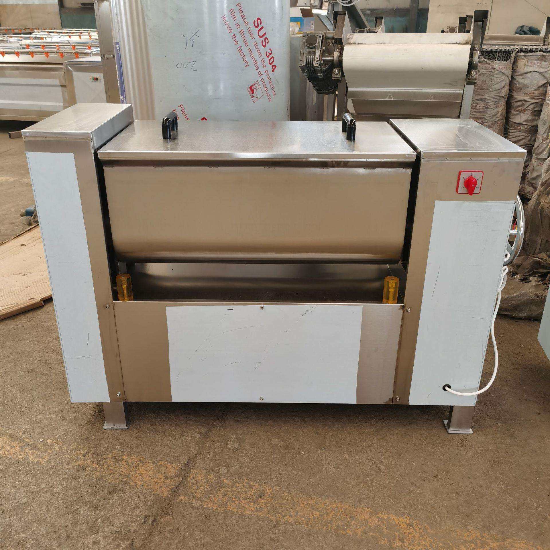 200L水饺混沌肉制品搅拌设备厂家供应自动出料宠物粮双绞龙拌馅机
