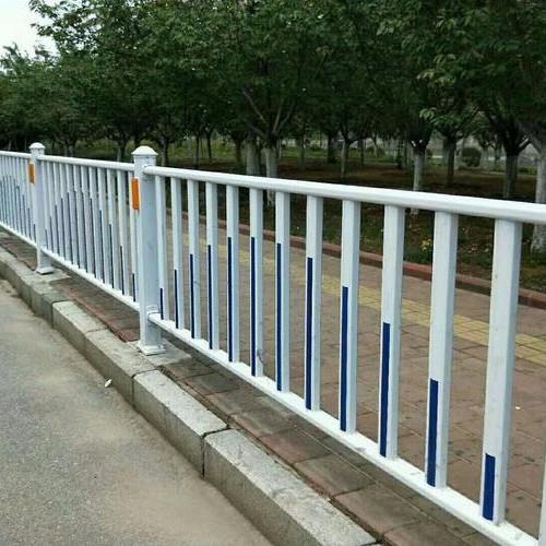 佛山市政道路护栏围墙护栏港式护栏京式护栏厂家直销