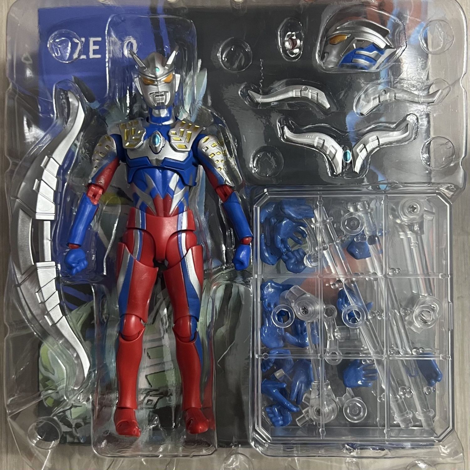 奥特曼SHFWD无限兔子变形玩具