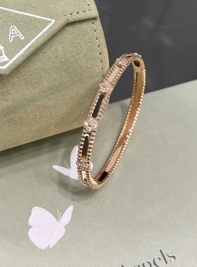 公价13.9万】99新梵克雅宝18K玫瑰金万花筒钻石手镯正品尺码咨询