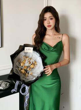 高端醋酸真丝多巴胺吊带洋装女夏仙女温柔风绿色斜裁内搭长裙子