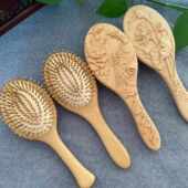 榉木气囊梳子头部经络按摩梳浮雕木制木质气囊梳