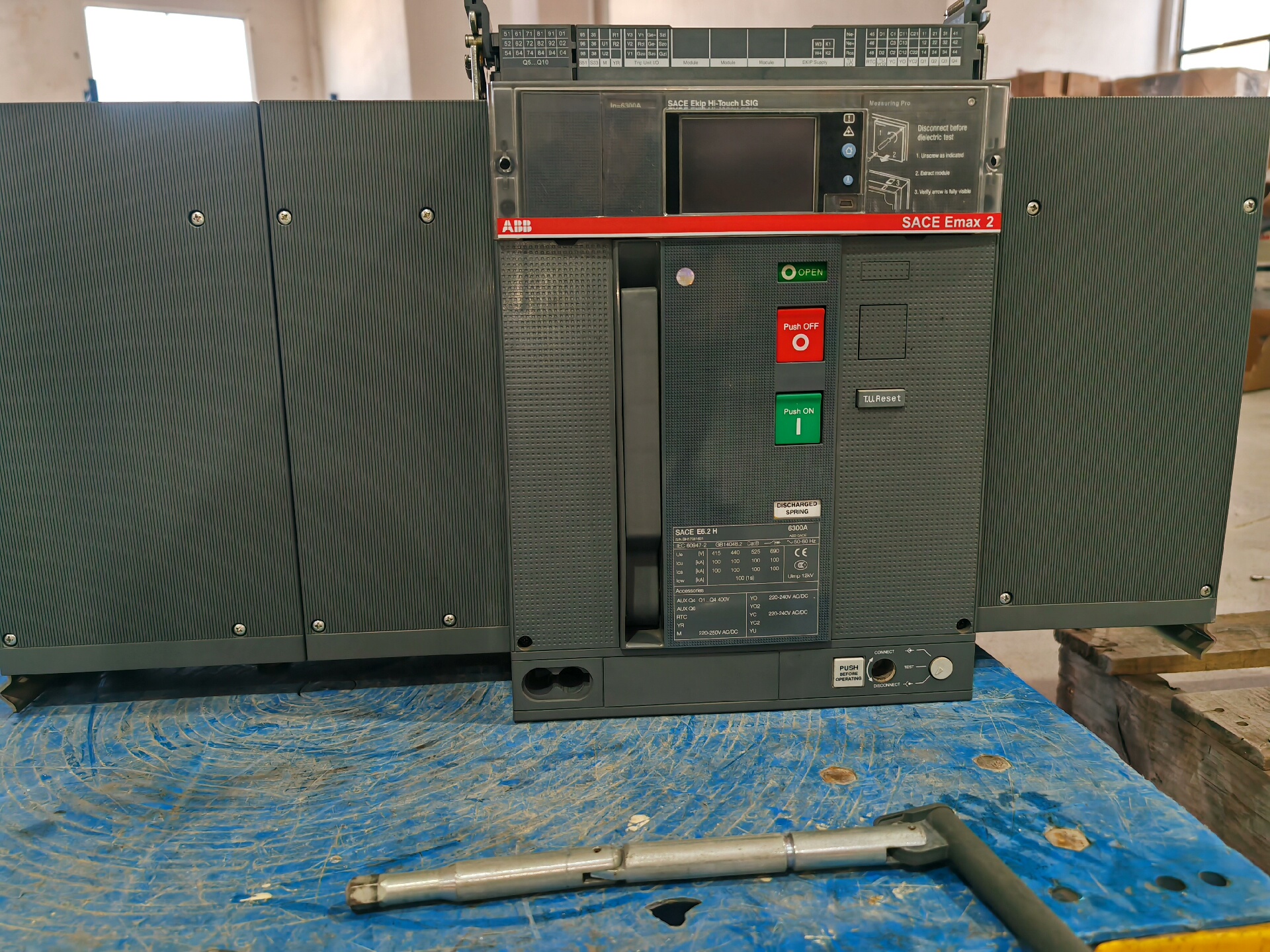 ABB框架断路器E6H6300 T LSIG 3P WHR