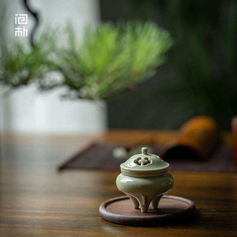 问朴越窑青瓷迷你小香炉陶瓷精致家用精品宋式茶道香炉茶桌摆件