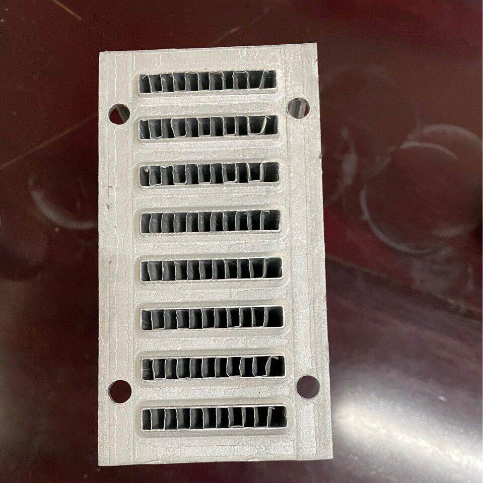 厂家供应暖气散热片针灸设备规格多样欢迎电询