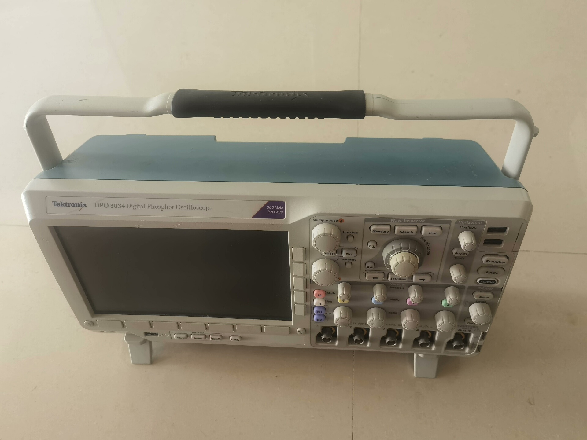 Tektronix泰克DPO3034示波器  实图拍摄 成色