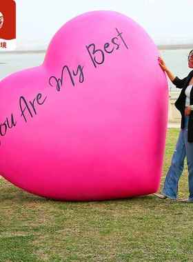 玻璃钢卡通雕塑可爱爱心拍照吉祥物模型制作大型户外商场落地摆件