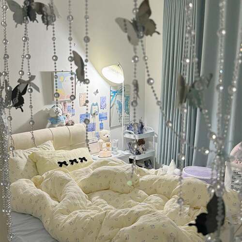 甜美女生卧室装饰房间布置立体彷真蝴蝶珠帘风铃少女心门口装饰