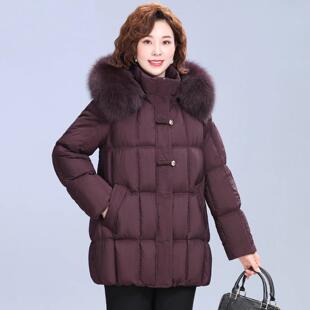梵薇兰妈妈羽绒服洋气加厚大毛领2026新款中老年人女冬装奶奶外套