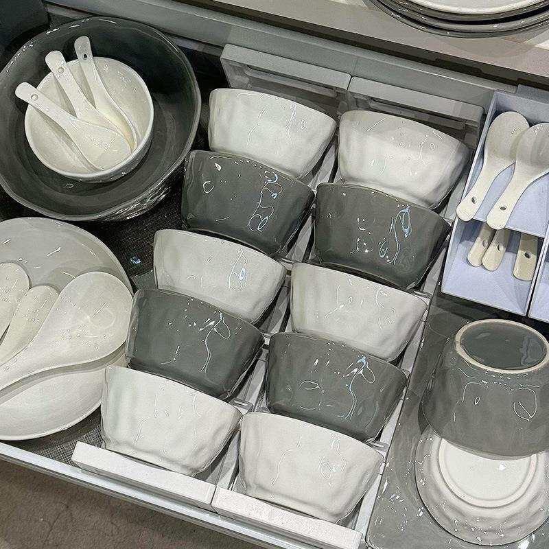 手捏釉下彩碗碟餐具套装家用轻奢风厨具盘子碗全套高级感锅碗瓢盆
