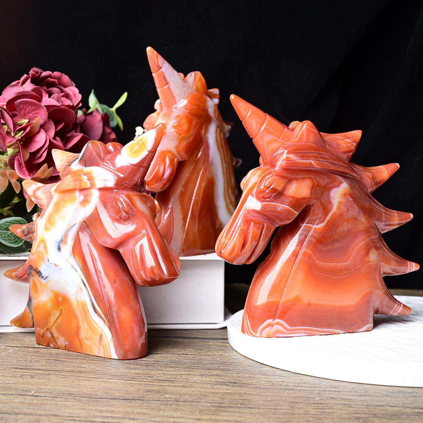 天然水晶雕刻件红缠丝玛瑙独角兽家居装饰水晶工艺品家居装饰摆件