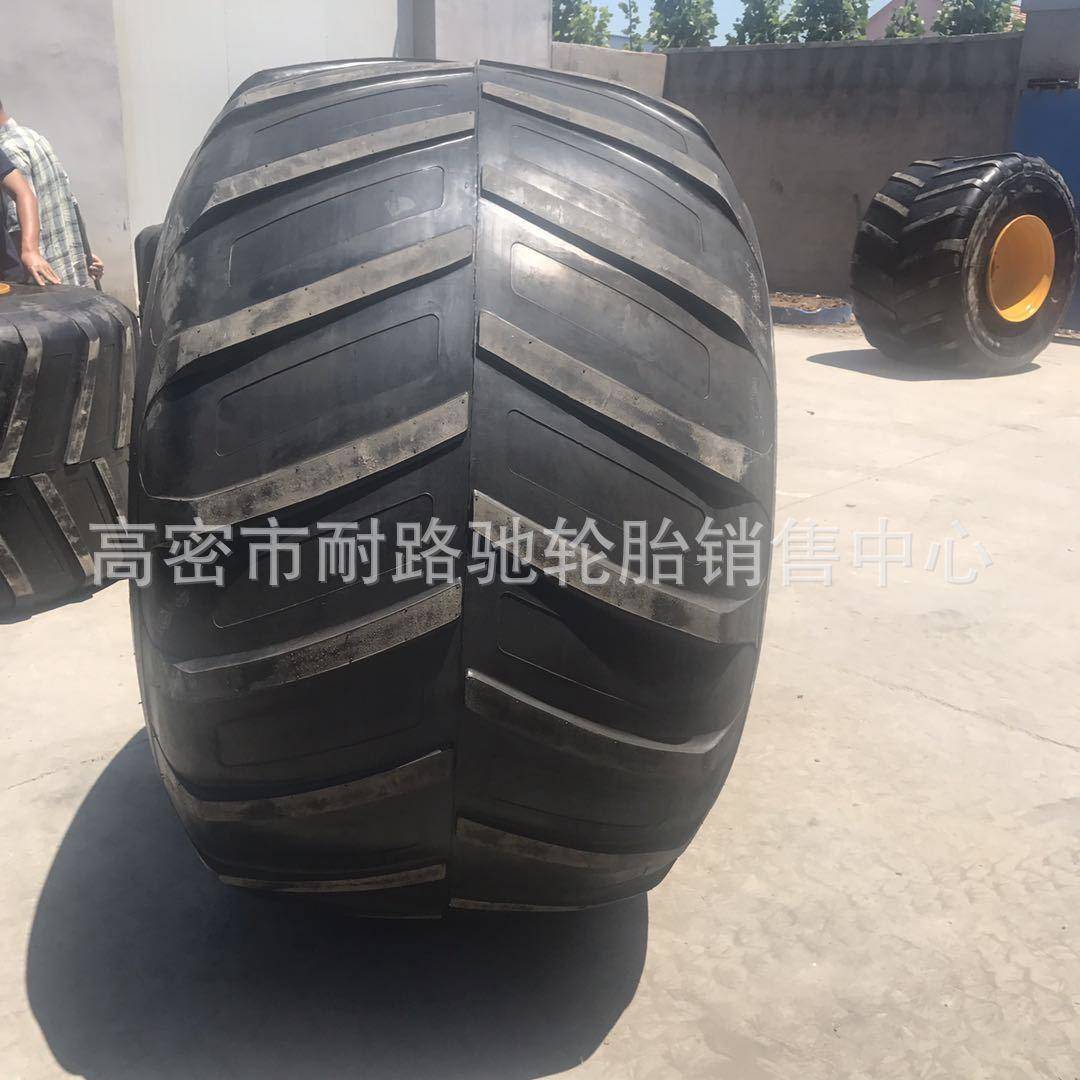 皮卡车改装沙漠越野车轮胎66*43.00-25 66x43.00-25配钢圈