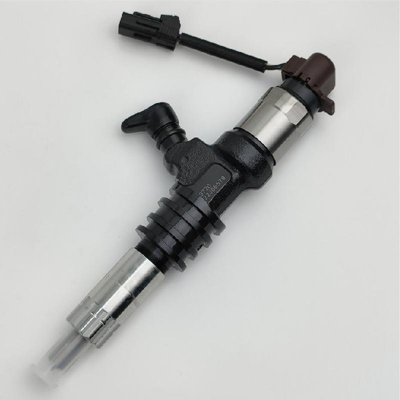 6m60发动机喷油器 ME302143的喷油器 095000-5450