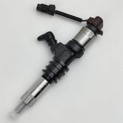 6m60发动机喷油器 ME302143的喷油器 095000-5450