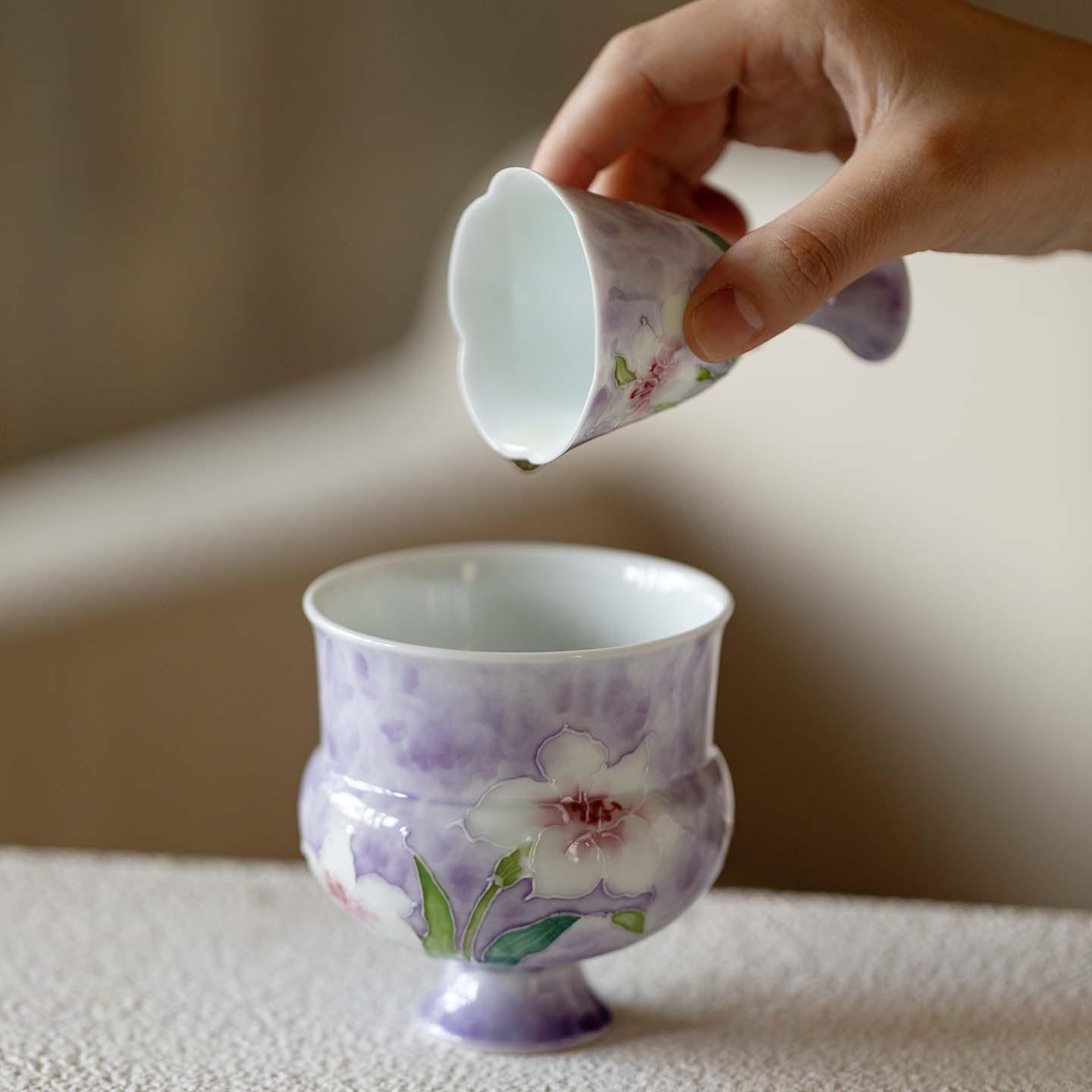 入野归松有田烧手绘百合大茶杯高端粉彩高足单杯暖手杯精致咖啡杯