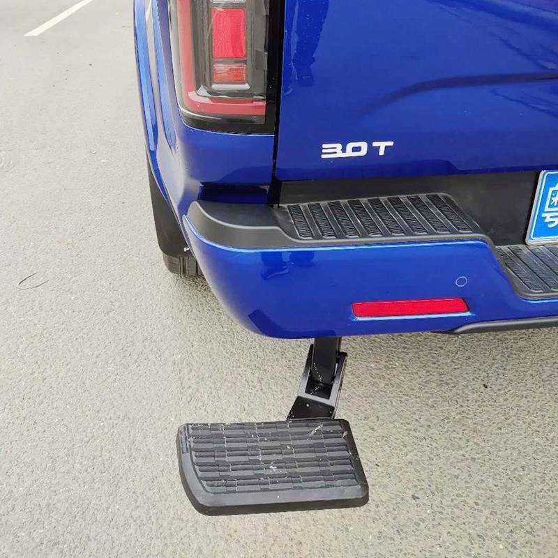 适用长城炮乘用版商用版车斗改装件配件可折叠登车踏板左侧小踏板