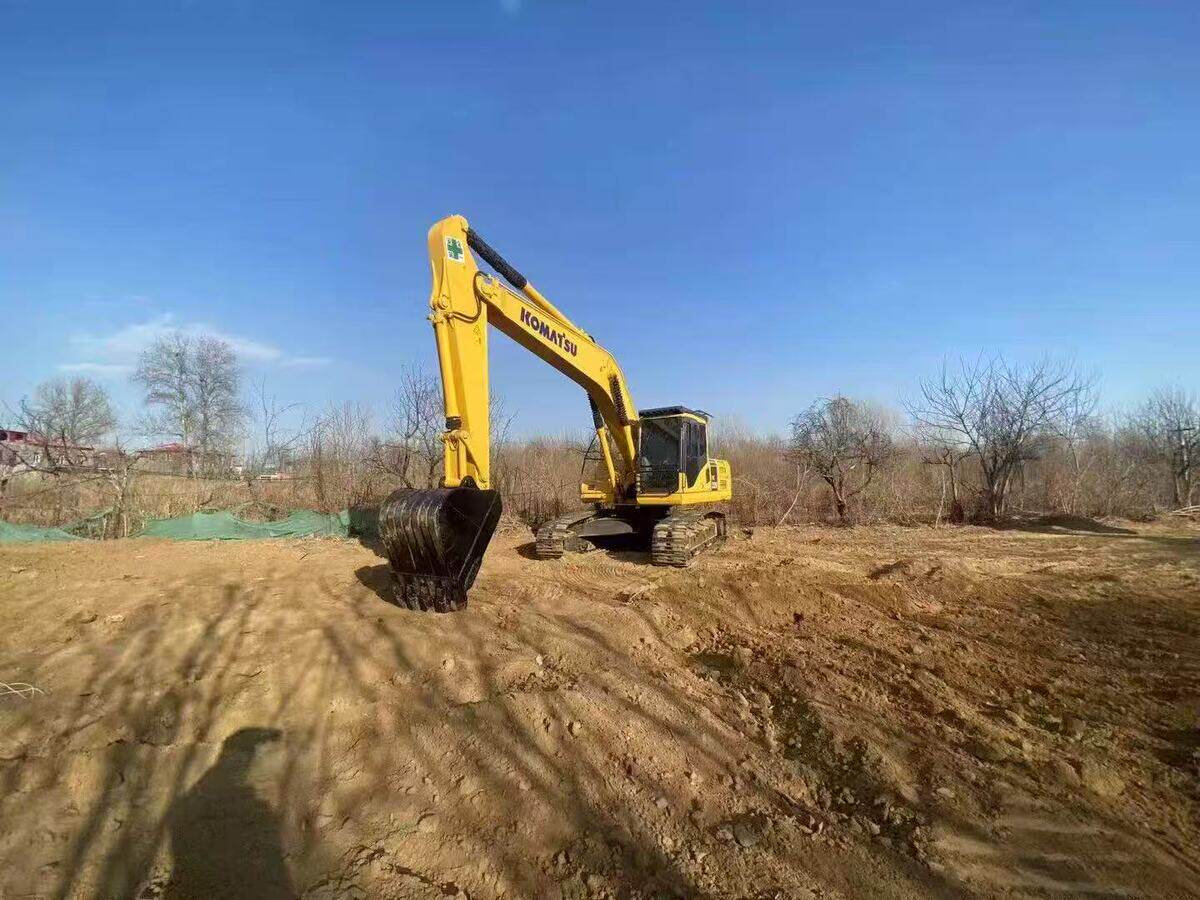 5月4日保定资产处置小松220挖掘机网络拍卖公告