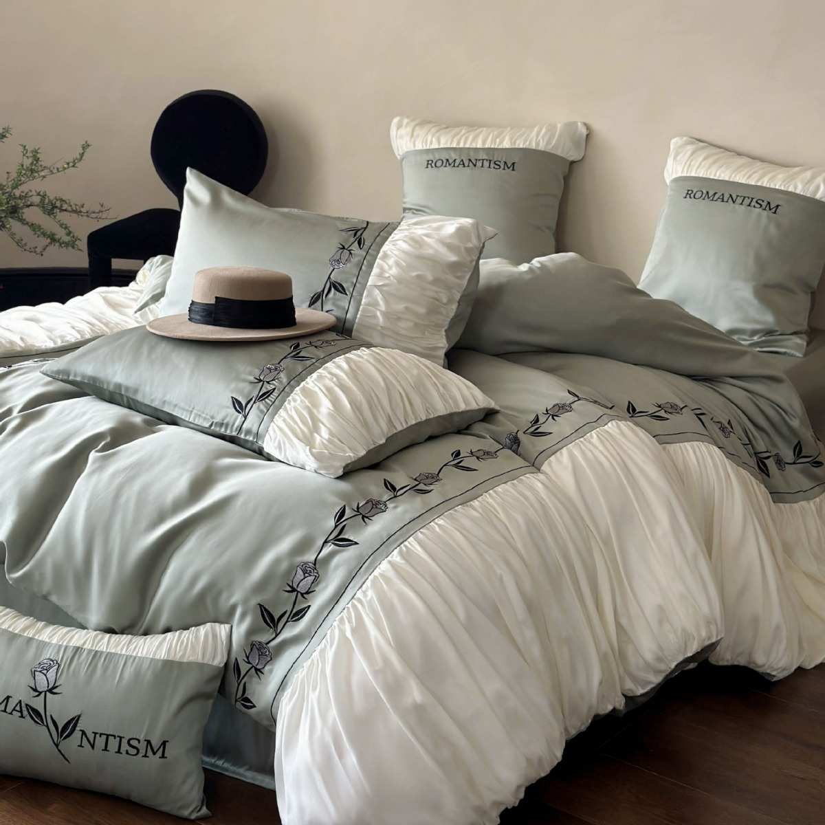 丝丝凉爽件套床上用品被套精冰床单裸睡刺绣四兰浪漫玫瑰天