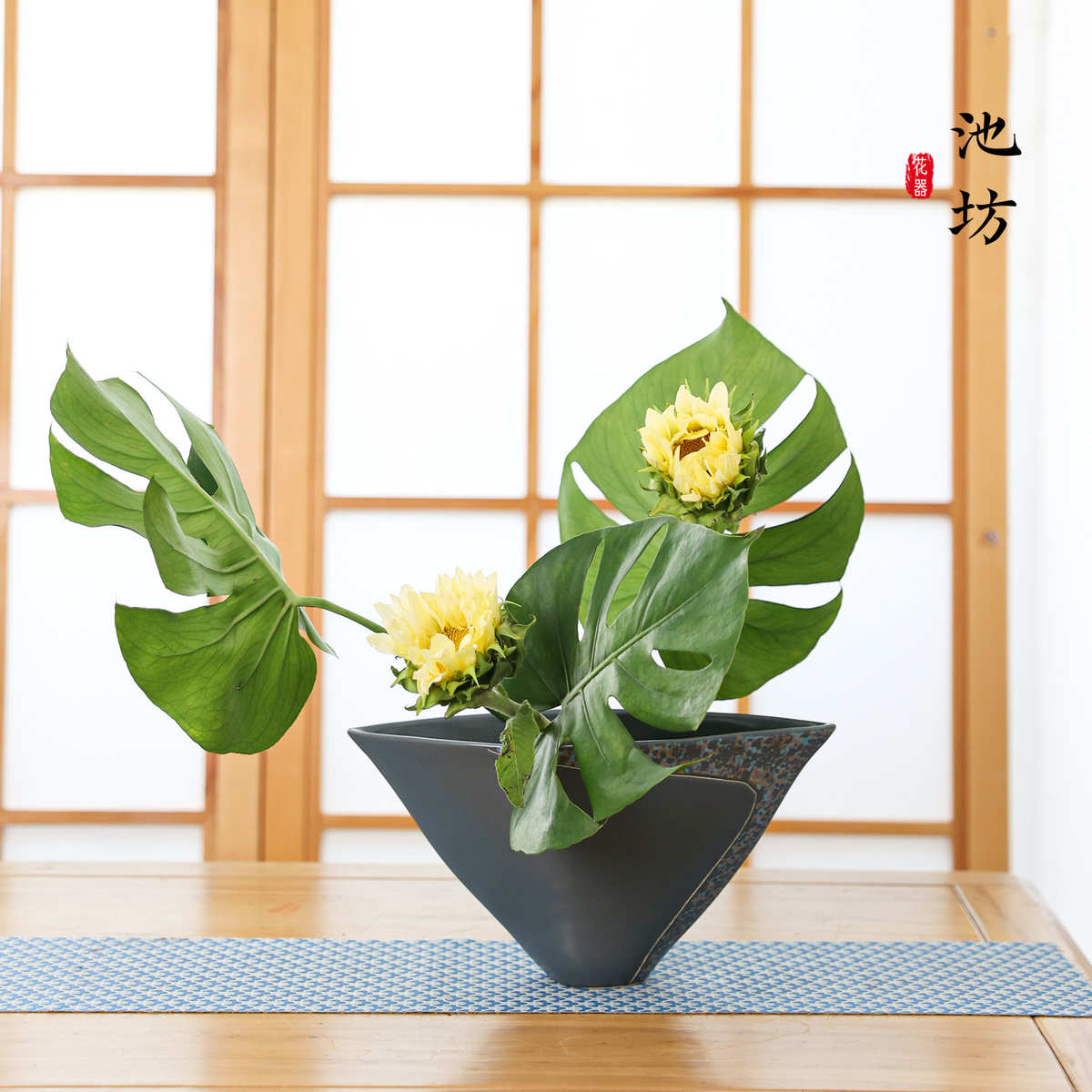 池坊花器禅意插花日式复古摆件花道创意黑色生花立花花盆插花器皿