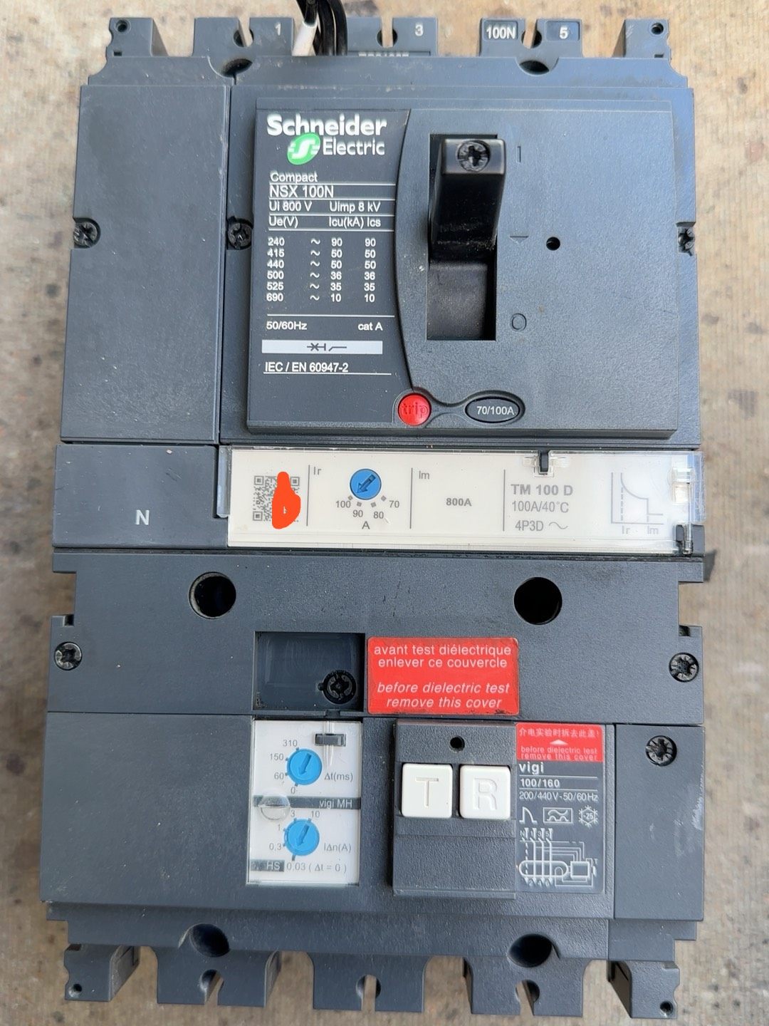 施耐德塑壳漏电保护断路器 NSX100N