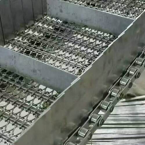 源头工厂输送网带食品冷冻烘干清洗带挡板式不锈钢网链链板输送带