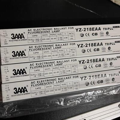 3AAA电子镇流器荧光灯管整流器YZ-218EAA一拖二2x18W对色灯可用
