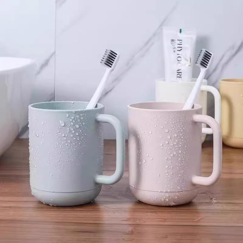 牙杯洗漱杯不发霉家庭装简约漱口杯刷牙便携式旅行杯家用可爱组合
