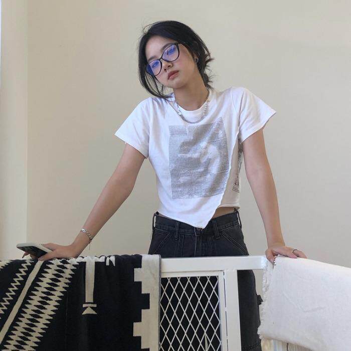 设计感白色T恤女短袖新款夏季妹短款in别致学生s上衣辣服女潮