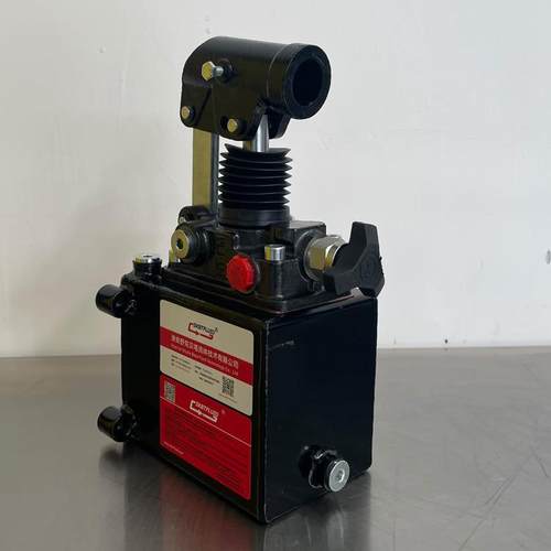 PM45SVM-Y-C-1.5L铁油箱重型单作用液压手动泵