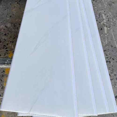 加厚吊顶pvc扣板天花板自装长条板屋顶卧室材料客厅加厚长条扣板