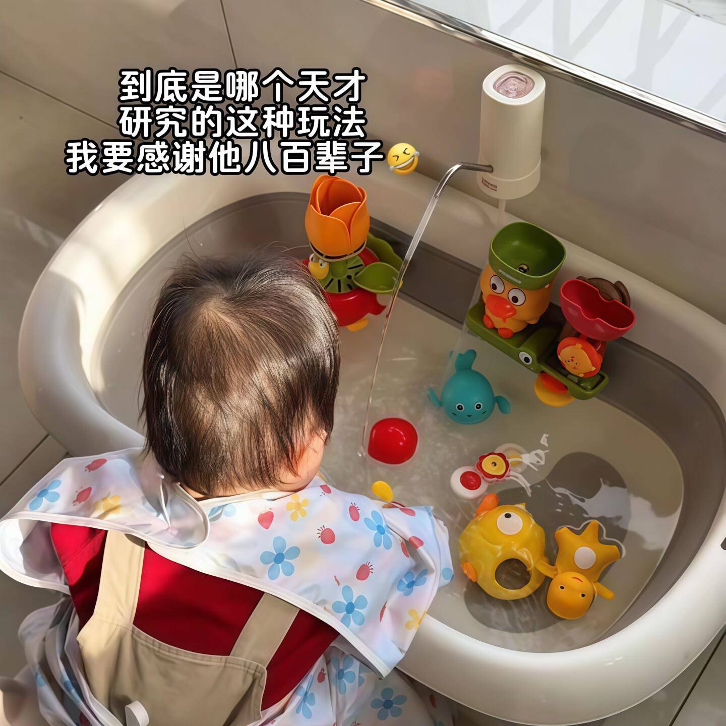 宝宝玩水玩儿童循环流具水玩具水泵可携抽式可充电家用戏水吸水泵