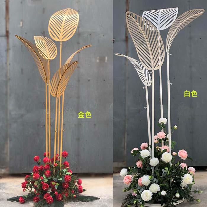 磁武新款婚庆道具铁艺芭蕉树叶路引婚礼舞台布置背景t台装饰摆件