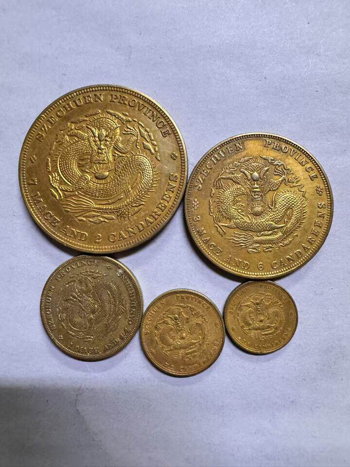 3月22日郑州市某公司库存清理处置AS03含银、鎏金废料网络拍卖公告