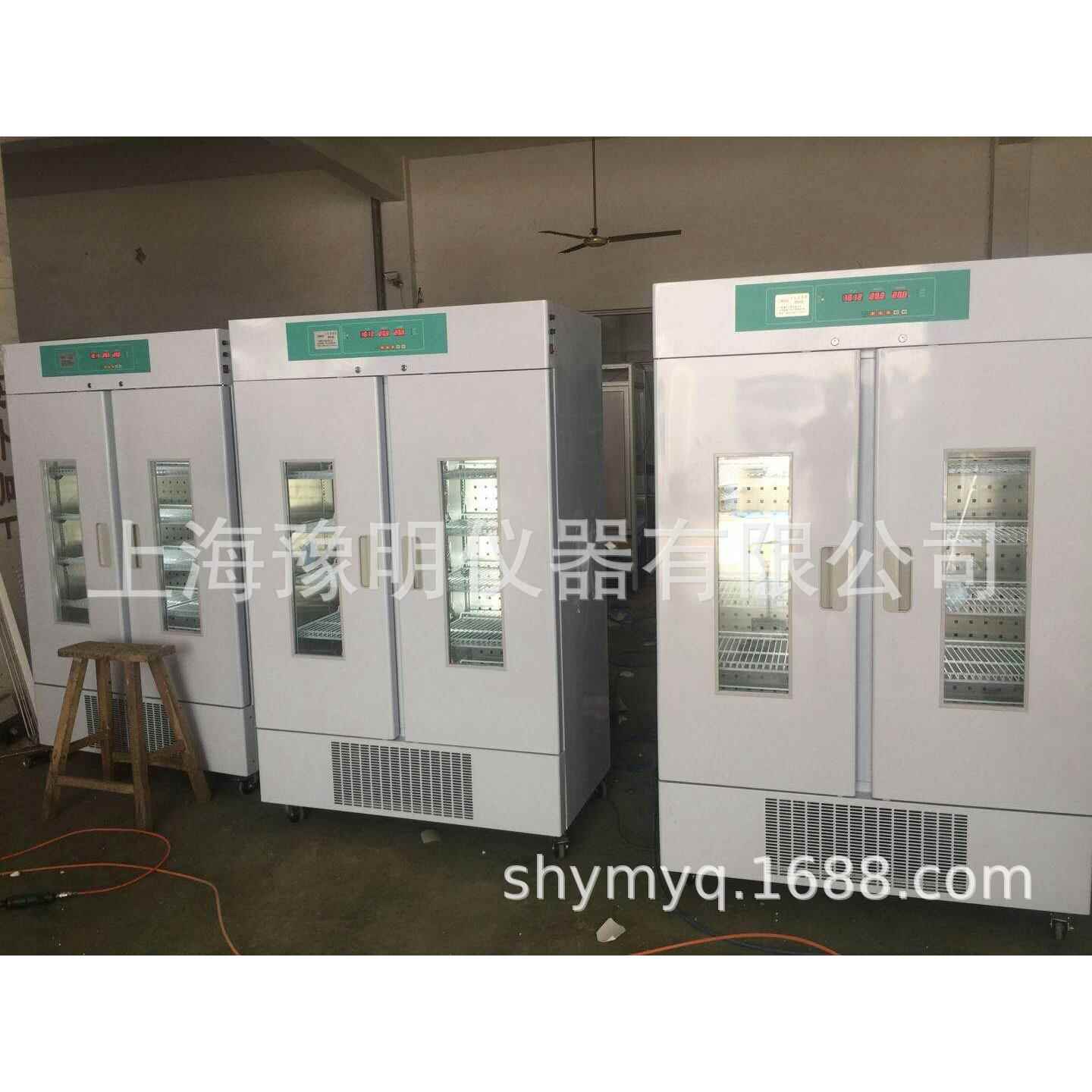 恒温恒湿培养箱250L智能恒温恒湿培养箱/微生物培养箱