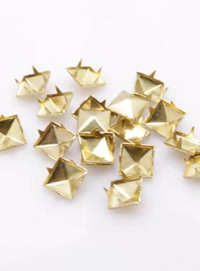 0MM1金字塔4爪爪钉方形四珠四方铆钉VUI四角爪钉70元一万个