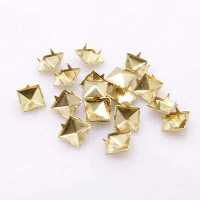 0MM金字塔4爪钉方形四爪珠AAD四方铆钉四角爪710元钉一万个