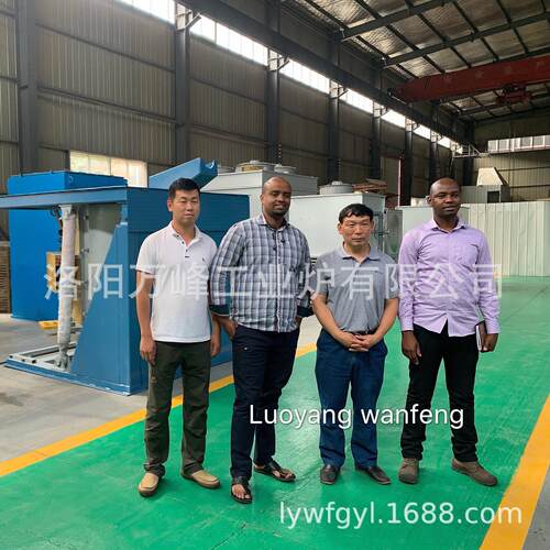熔金炉中频炉熔炼炉小型熔金机用于金属熔炼倾倒式中频废铜炼金炉