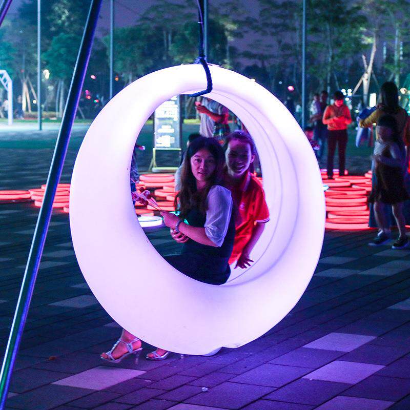 led发光秋千七彩灯光重力感应发光圆环景观灯游乐秋千厂家可