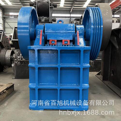 PE250×400颚式破碎机混凝土水泥块小型碎石机柴油移动鄂式破碎机