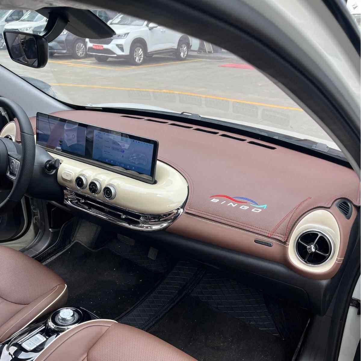 五菱缤果汽车中控仪表台避光垫遮光隔热防晒垫车内改装装饰用品