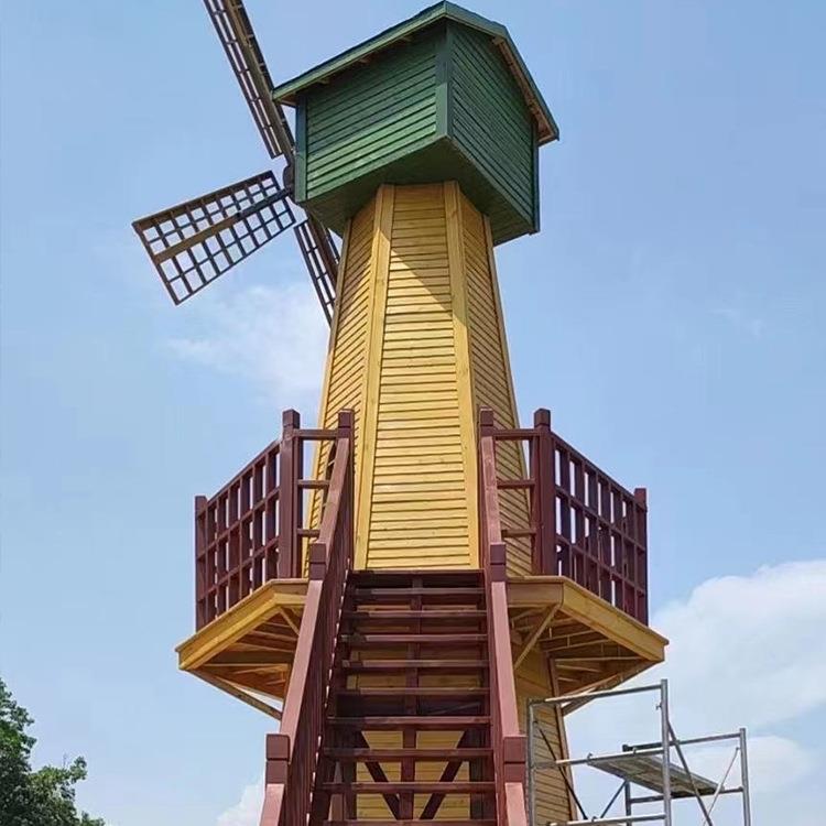户外旅游景区湿地公园网红花海引流装饰大型防腐木钢龙骨框架风车