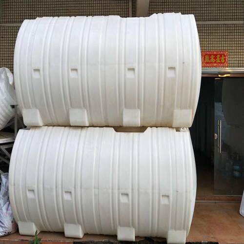 厂家供应白色塑料储水罐5吨耐酸碱塑料水塔5000L圆型塑料储水桶