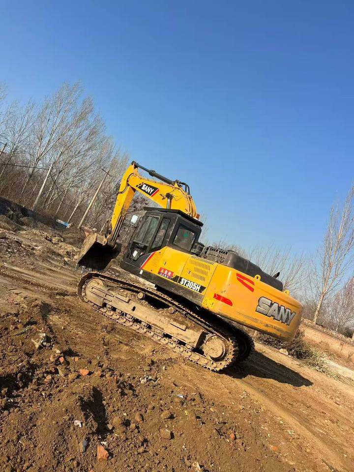 1月6日北京三一305挖掘机网络拍卖公告